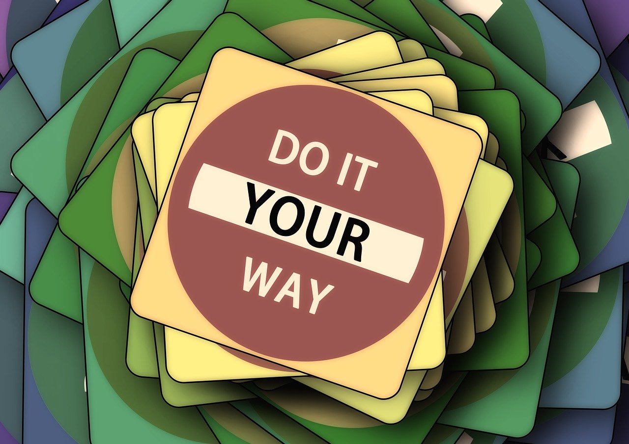 Essential steps to succeed in self-employment in 2025
